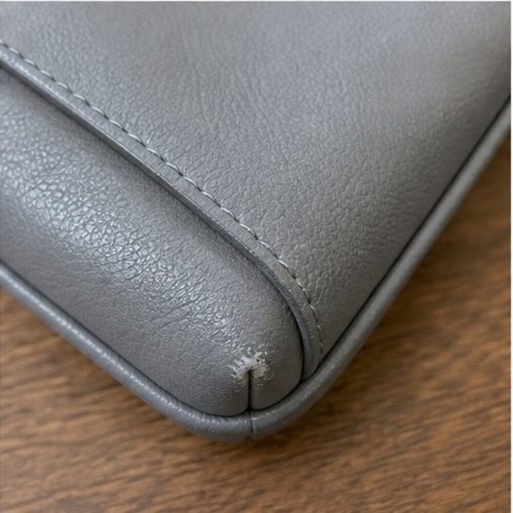 Brown Vegan Leather Bag - Picture 5 of 6